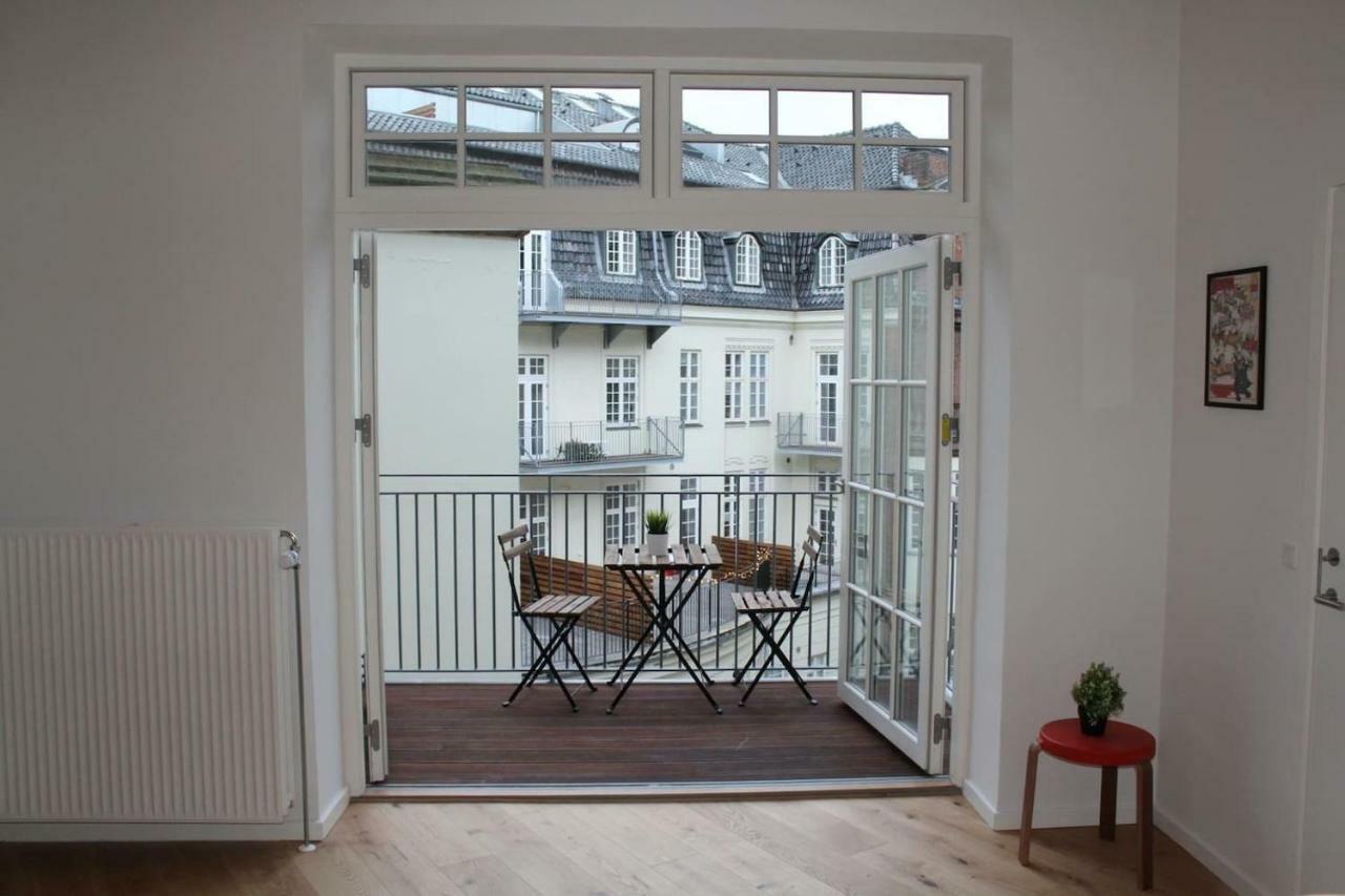 Luxury In The Heart Of Near Harbour Baths Appartement